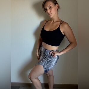 Windsor Snakeskin Sequins Mini Skirt Stretchy Slit Small Party Club